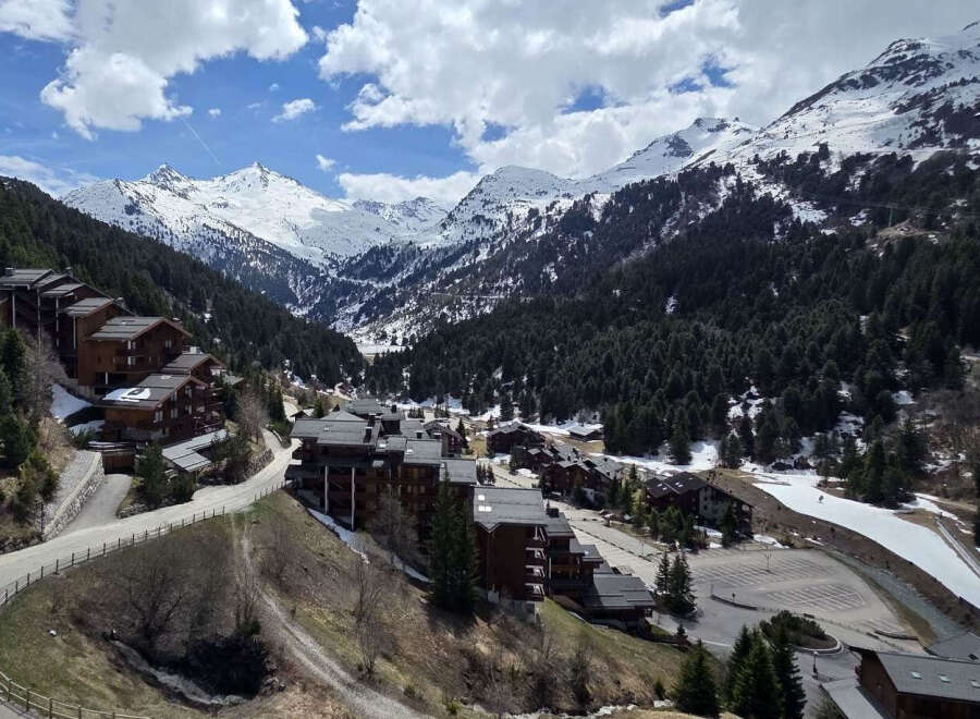 Apartment in Meribel Mottaret - Image 2