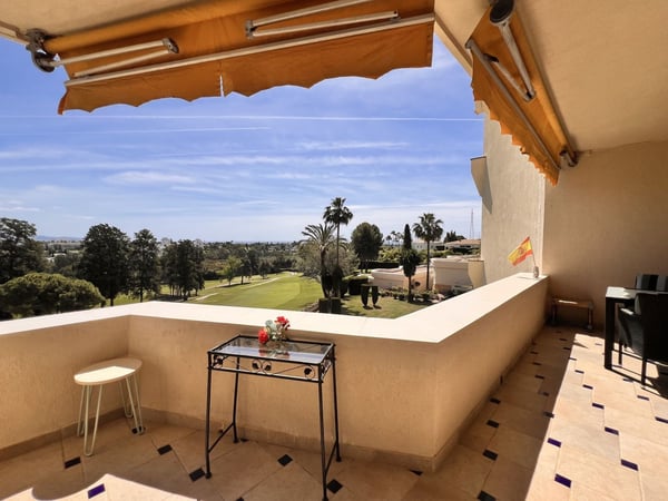 Apartment in Estepona - view 1