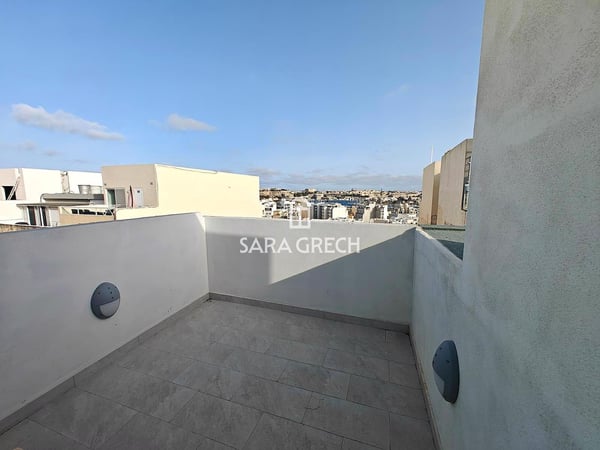 Penthouse in Tas-Sliema - view 1