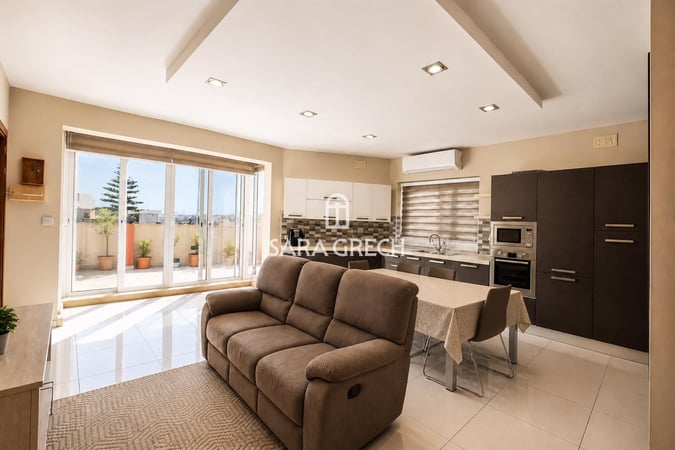 Penthouse in Birkirkara - view 1