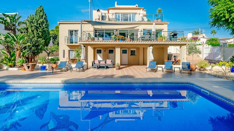 Villa in Calp - view 1