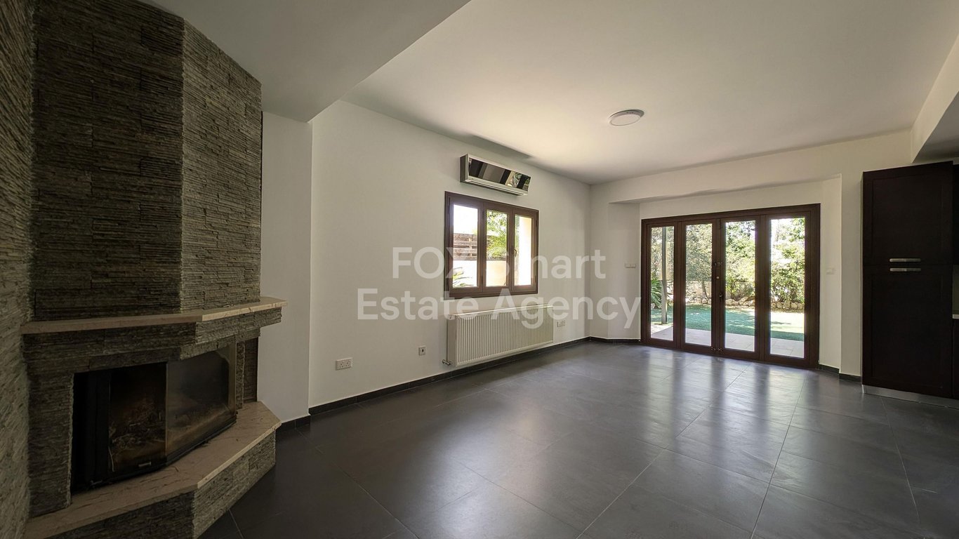 House in Archangelos - Image 3