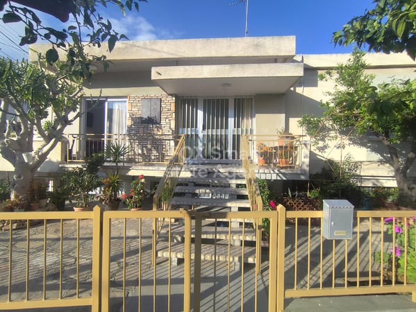 House in Agios Ioannis - view 1