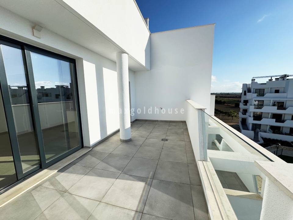 Apartment in Torre del Rame - Image 2