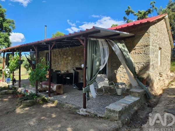 House in Escalos de Baixo - view 1