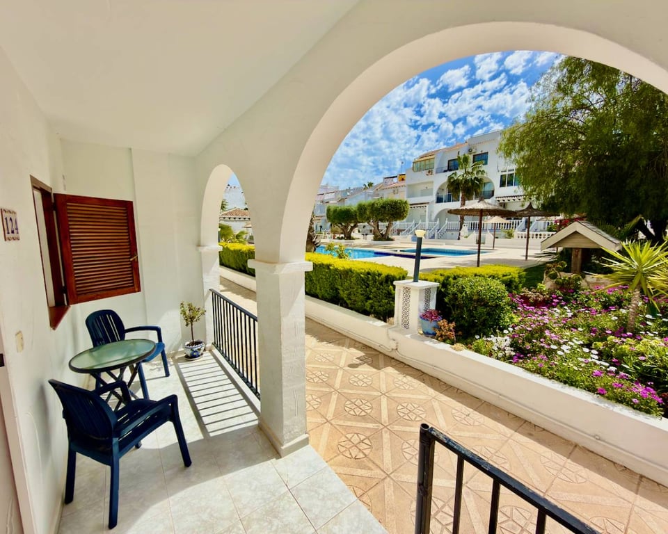 Villa in Ciudad Quesada - Image 4