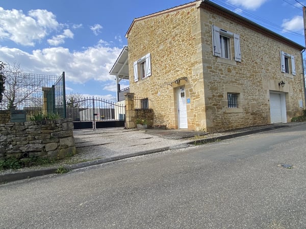 House in Montayral - view 1