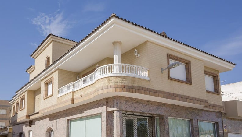 House in Los Alcazares - view 1