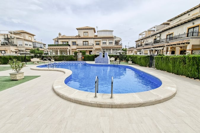 House in Dehesa de Campoamor - view 1