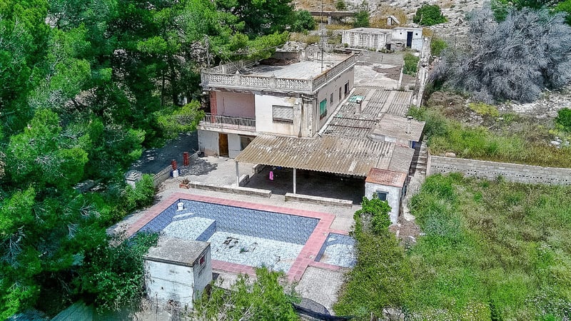 House in Hondon de las Nieves - view 1