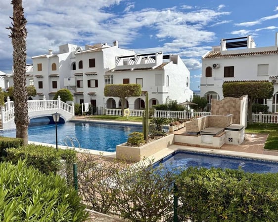 Villa in Ciudad Quesada - view 1