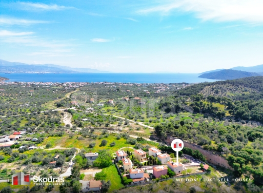 House in Corinth - view 1