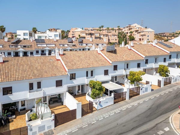 Villa in Riviera del Sol - view 1
