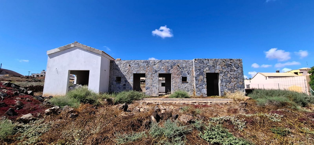 House in Villaverde - Image 2