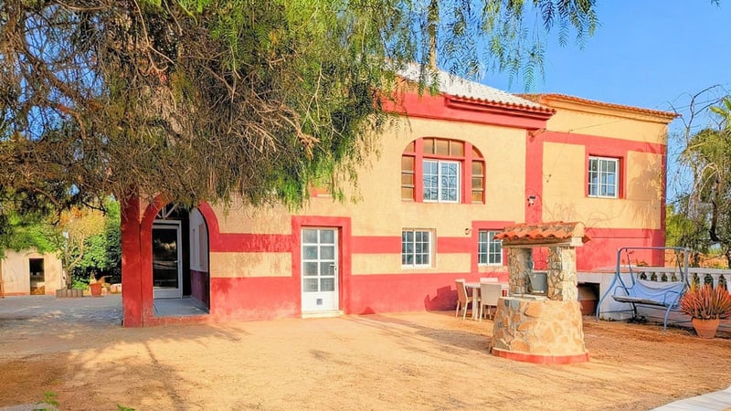 House in La Atalaya - view 1