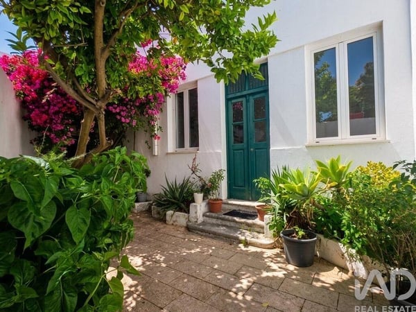 House in Faro - view 1