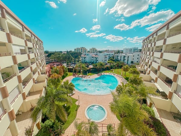 Apartment in Quarteira - view 1