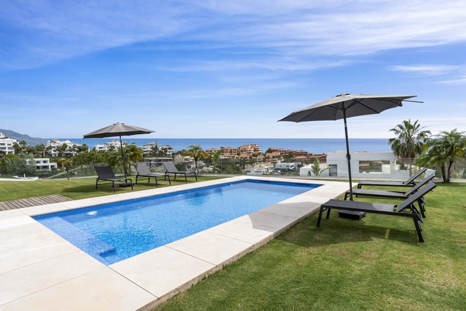 Villa in Atalaya Isdabe - view 1