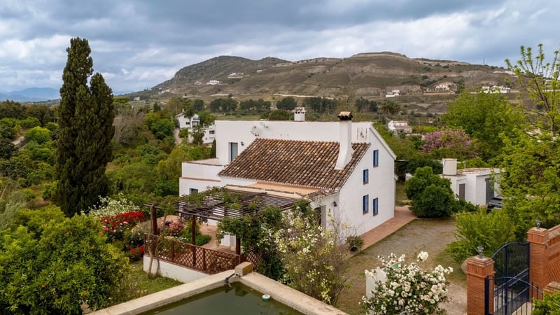 Apartment in Alhaurin el Grande - view 1