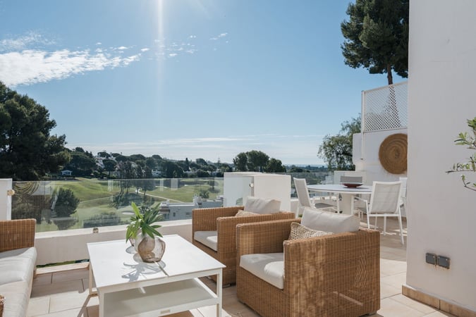 Penthouse in Nueva Andalucia - view 1