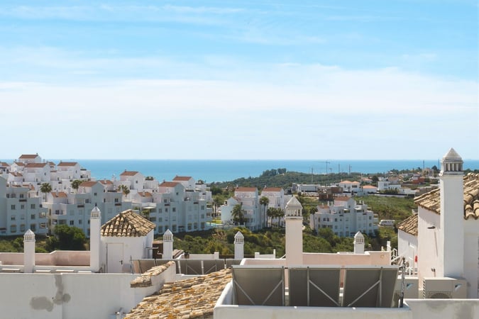 Penthouse in Estepona - view 1