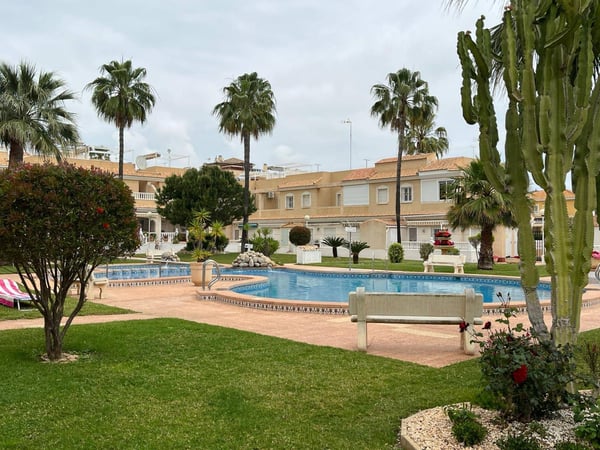 Apartment in Los Alcazares - view 1