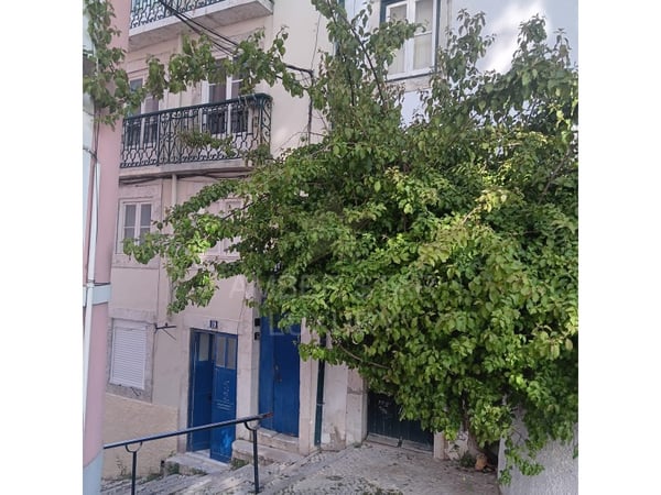 Apartment in Lisbon - view 1