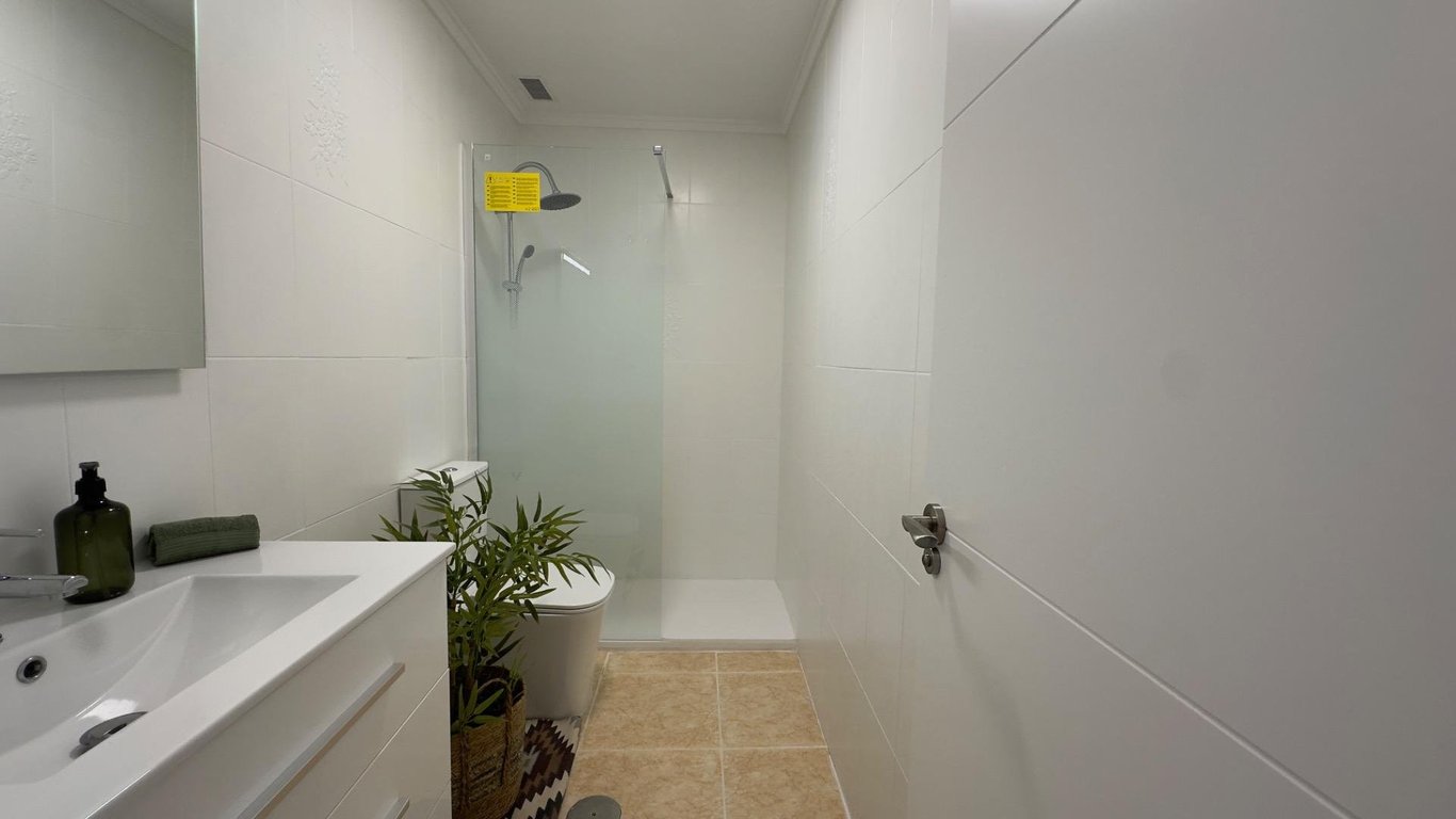 Apartment in Torrevieja - Image 3