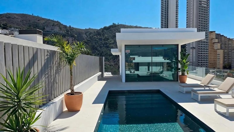 Villa in Benidorm - view 1
