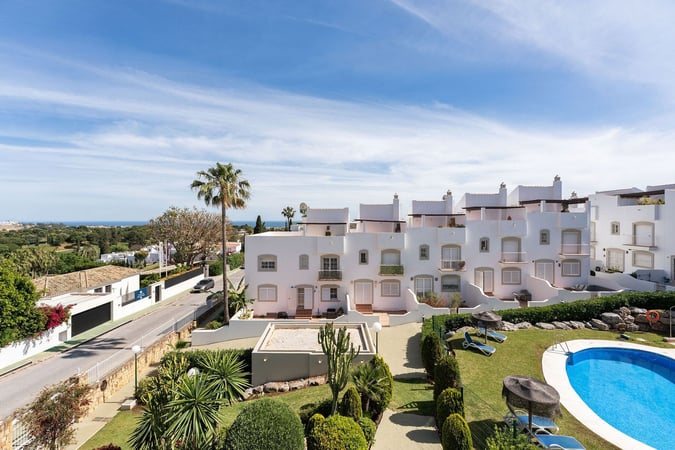 House in Nueva Andalucia - view 1