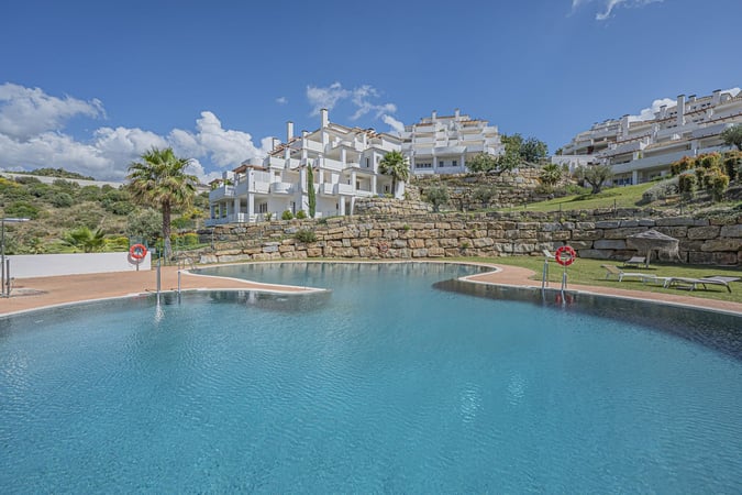 Penthouse in Nueva Andalucia - view 1