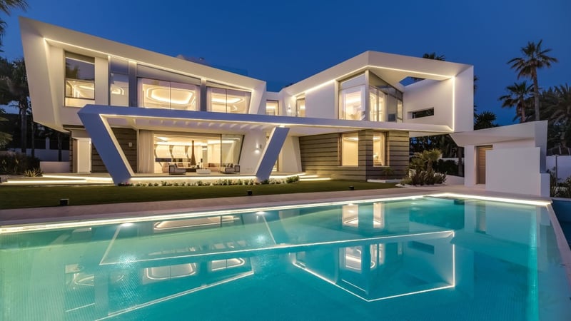 Villa in Marbella - view 1