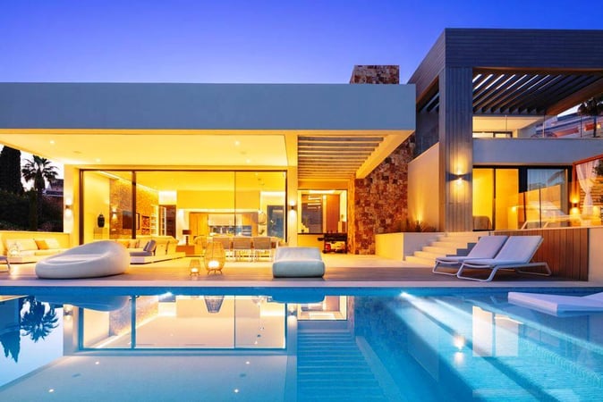Villa in Nueva Andalucia - view 1