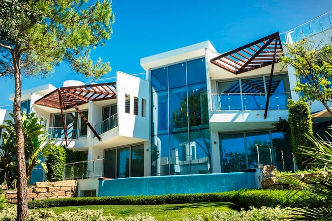 Villa in Marbella - view 1