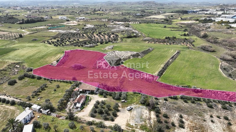 Land in Anageia - view 1