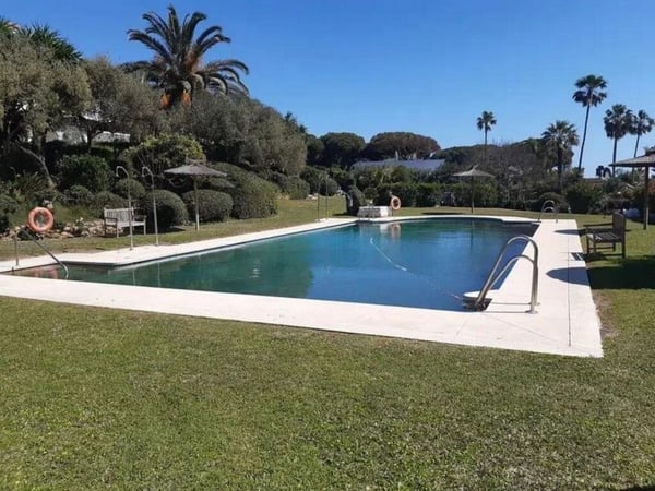 House in Cabopino - view 1