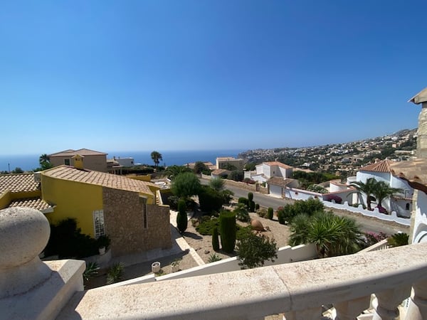 Villa in Benitachell - view 1