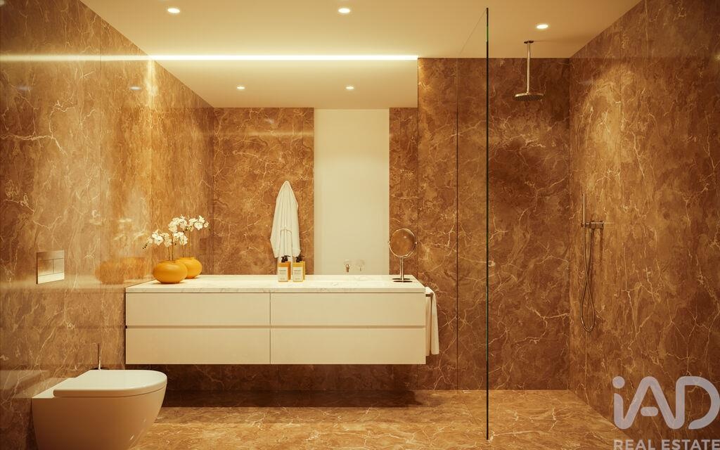 Apartment in Vila do Conde - Image 2