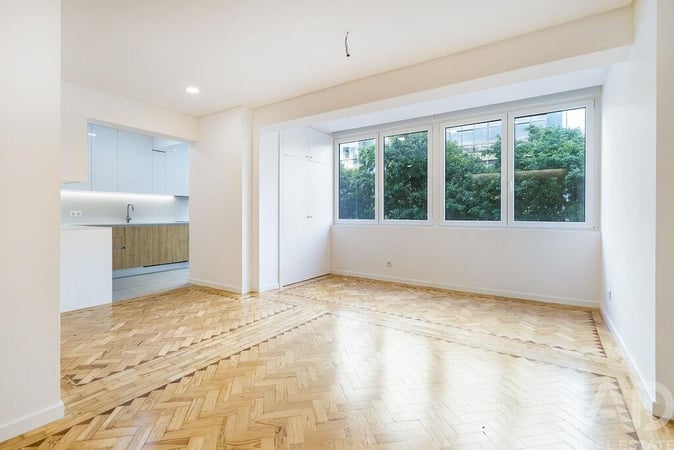 Apartment in Almada - view 1