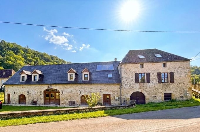 House in Sarlat-la-Caneda - view 1