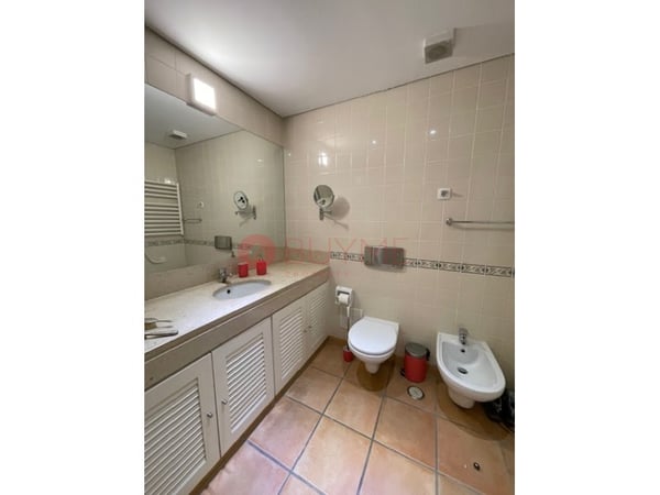 Apartment in Quarteira - view 1