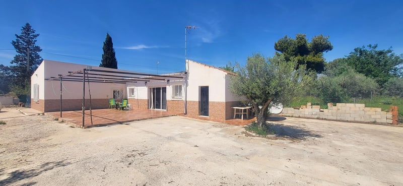 House in La Romana - view 1