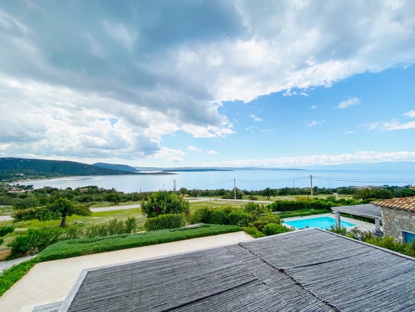 Villa in Salanti - view 1