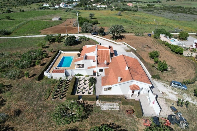 Villa in Luz - view 1