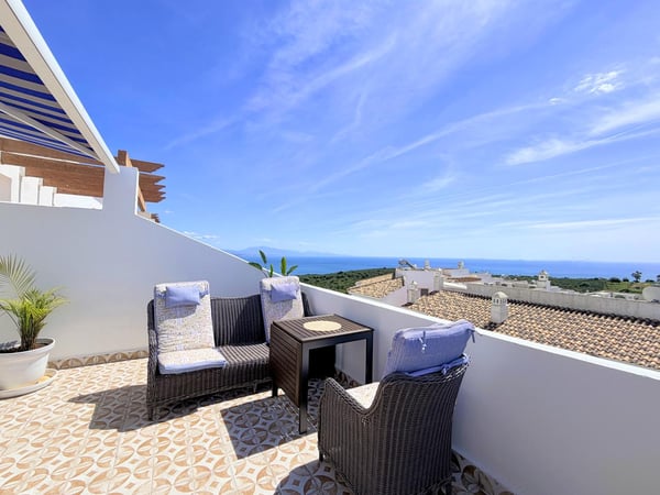 House in Manilva - view 1