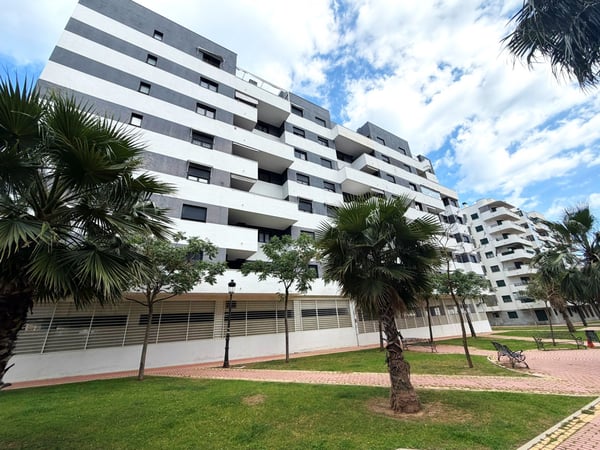 Apartment in Estepona - view 1