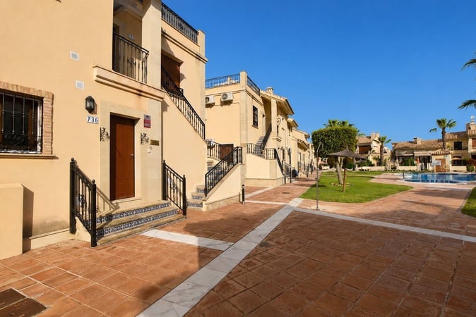 Apartment in Algorfa - view 1