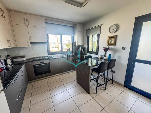 Apartment in Tsakilero - view 1