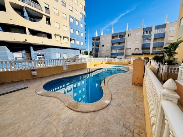 Apartment in Torrelamata - view 1