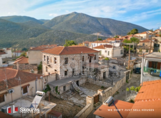 House in Ligourion - view 1